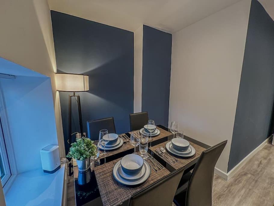 Orange Rentals-High Spec, Midnight Suite, Sleeps 4-Pets Welcome! Liverpool Exterior photo